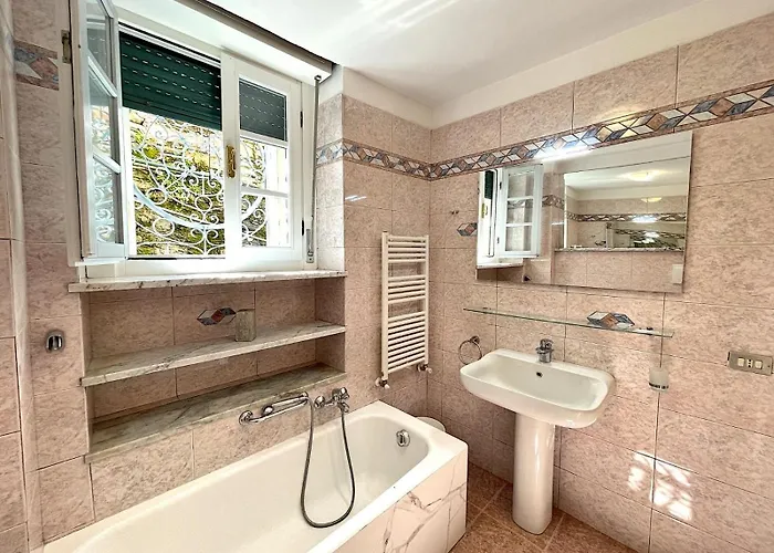 Casa Dei Fiordalisi Holiday home Rapallo